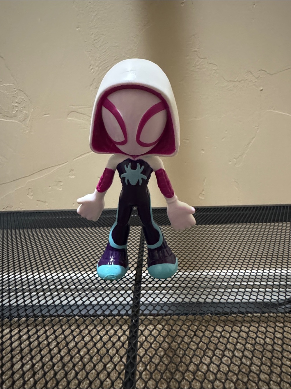 ⭐️Marvel Spiderman Ghost-Spider Bendable Mini Figure